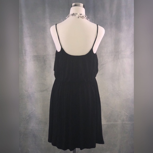 Spaghetti strap dress - Picture 3 of 4